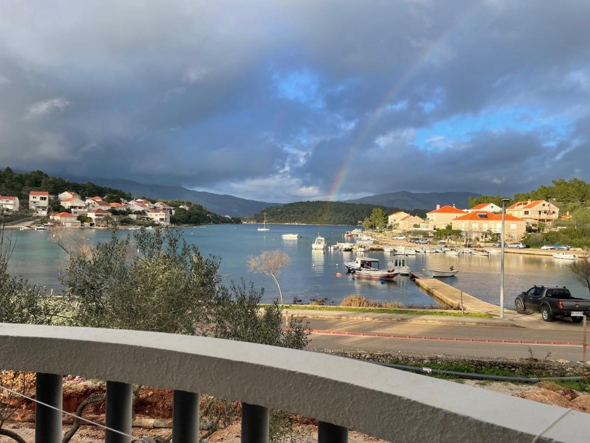 Apartments Ana By The Sea Lumbarda Exterior foto
